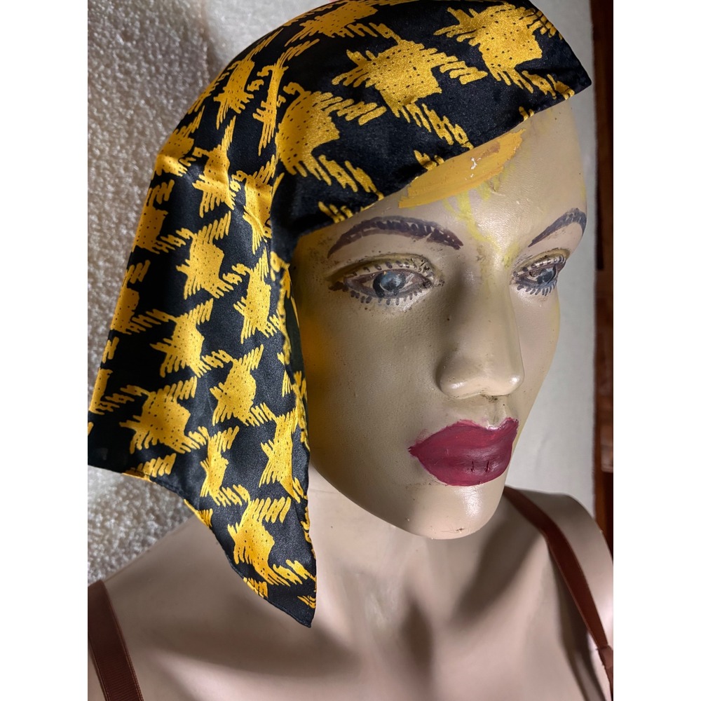Unbranded Scarf Womens OS Yellow Black Excellent Houndstooth Satin Square Wrap